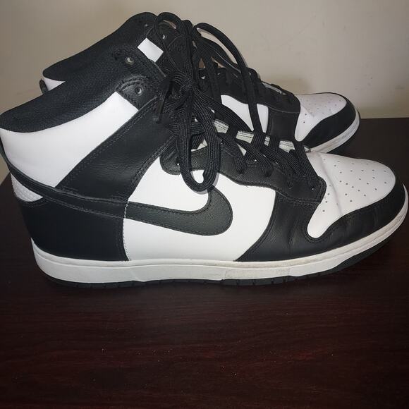 Nike Men's Dunk Hi Retro Sneakers 12.5M Lace Up Basketball Athletic Black White - Picture 4 of 16